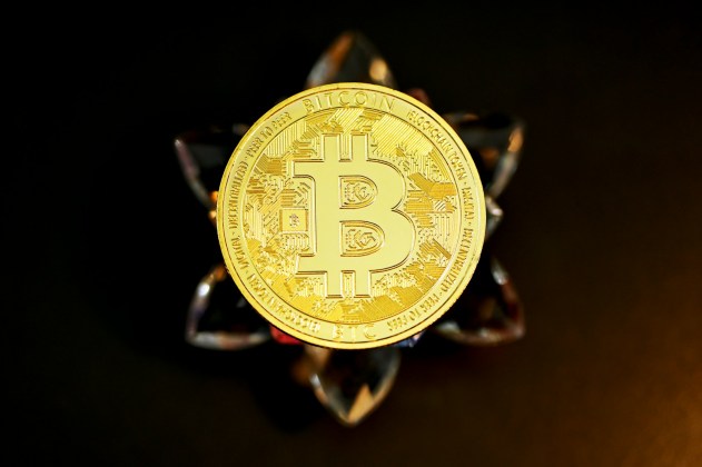 Bitcoin Price Predictions: Analysts See $1M+ Potential